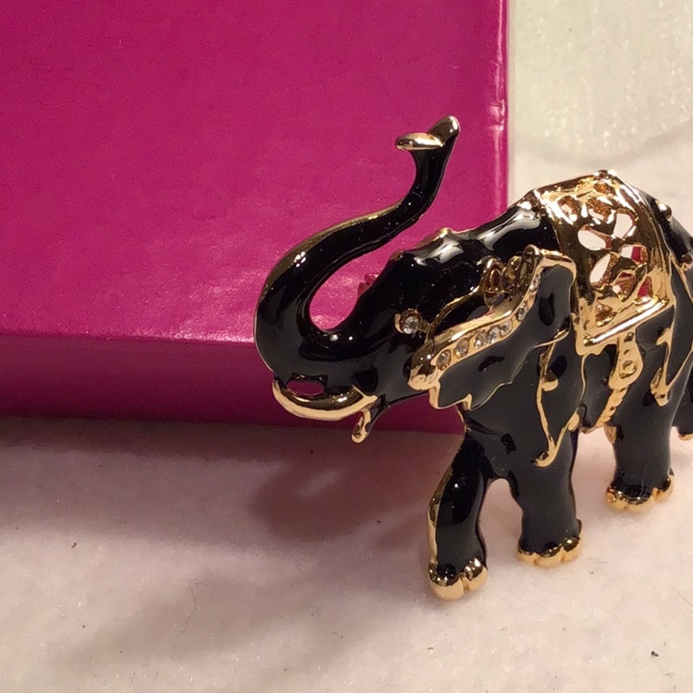 Elephant brooch - Picture 2 of 3